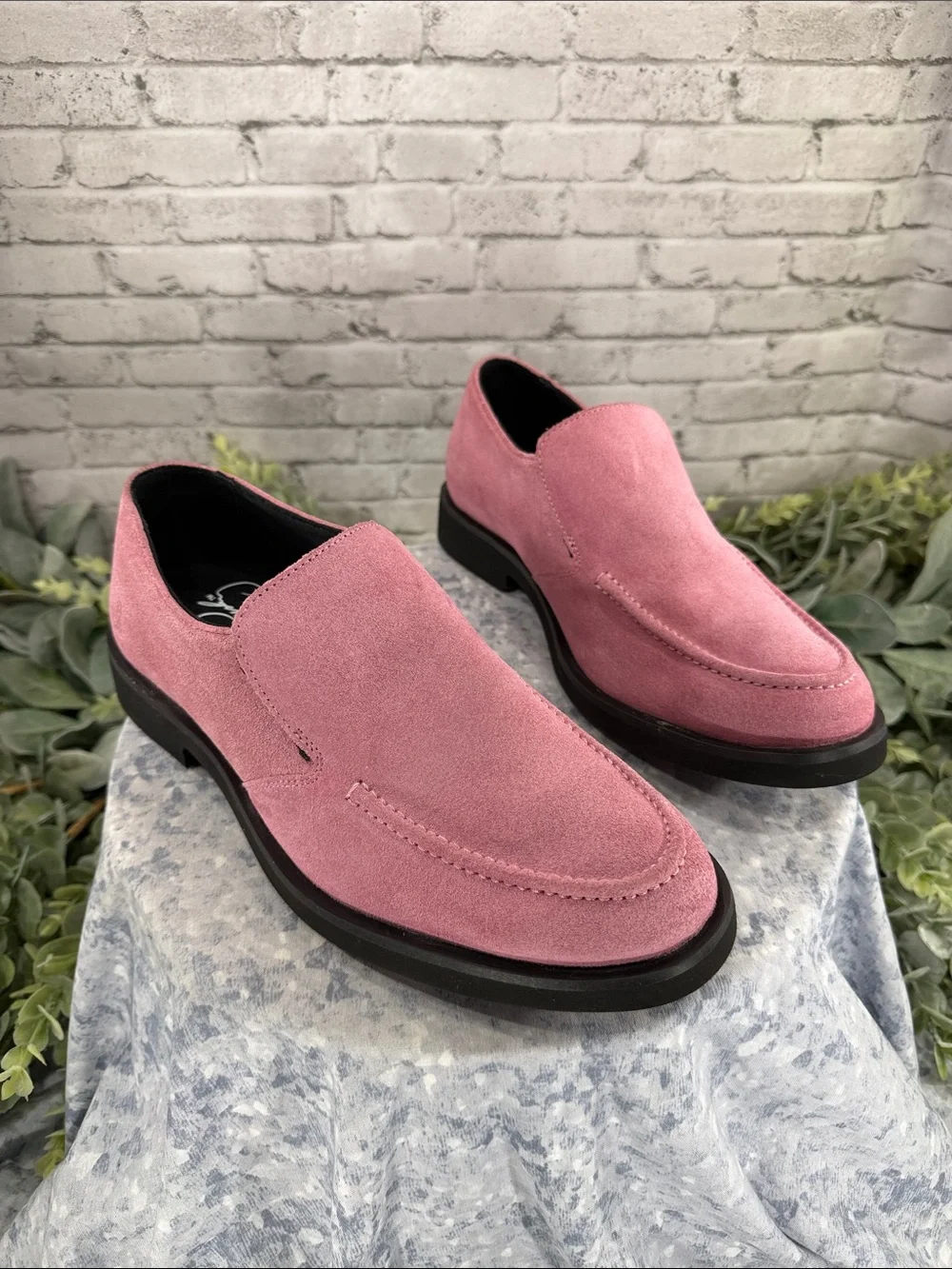 HUSH PUPPIES x ELVIS - Rare Pink Suede Round Toe Casual Loafers - Mens 7M 🩷 EUC